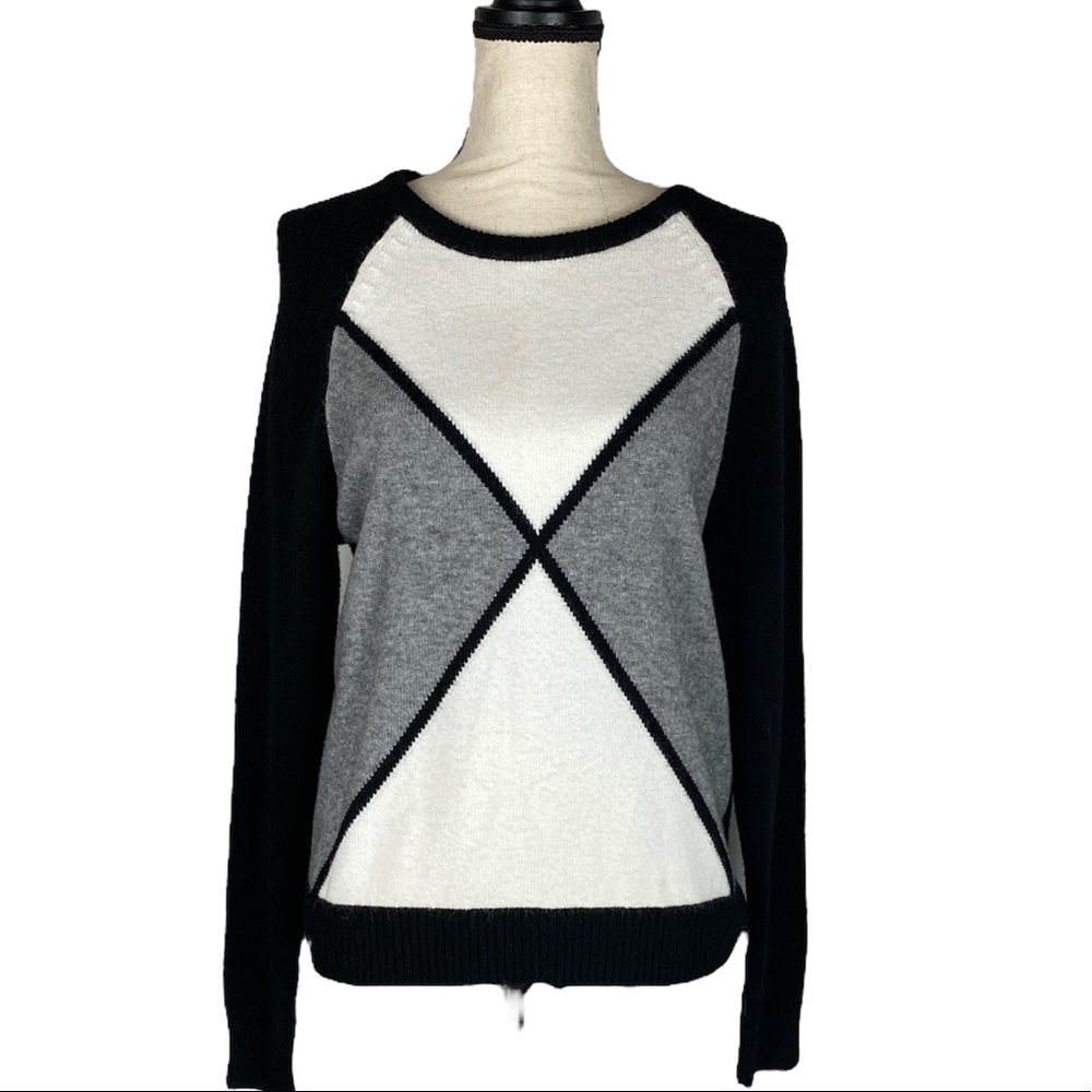 Lord & Taylor soft argyle sweater